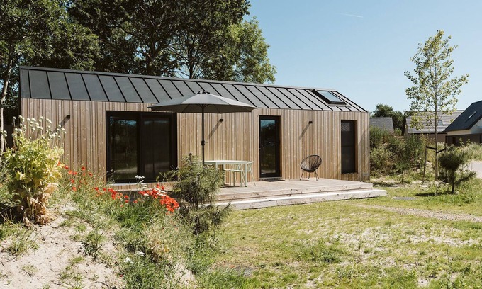 Ouddorp Chalet De Esquí | Vacation home cut from the right cloth!