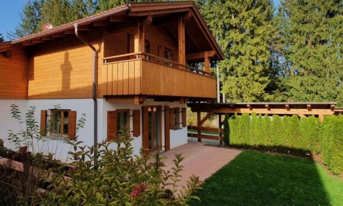 Lechbruck Casa | Vacation home "Happyplace" with 130 sqm - near Lechbruck - with 2 terraces & sauna