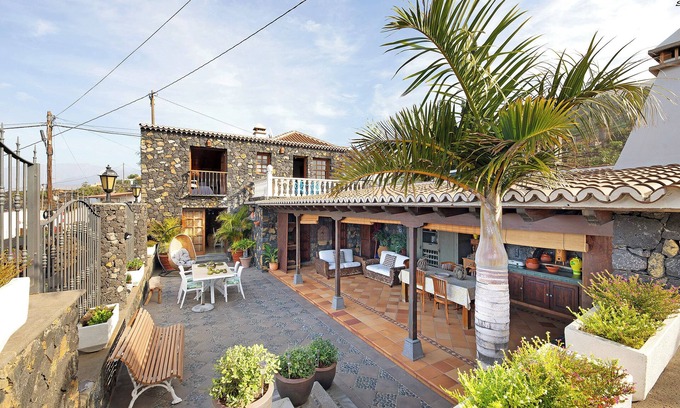 Los Llanos de Aridane Casa | Casa de vacaciones "El Limonero" con vistas al mar, terraza privada y Wi-Fi