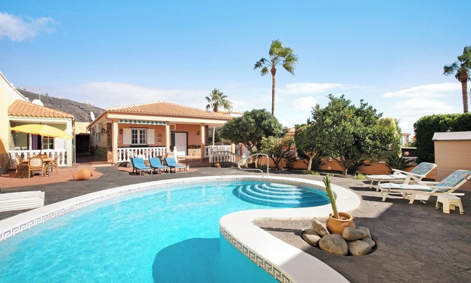 Candelaria Casa | Casa de vacaciones 'Eveas' con piscina privada, terraza privada y Wi-Fi