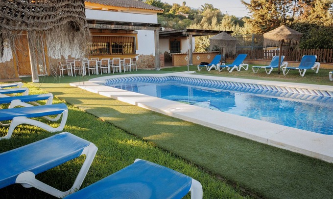 Alhaurín de la Torre Casa | Casa de campo "Finca Malagueando" con vistas a la montaña, piscina privada y Wi-Fi