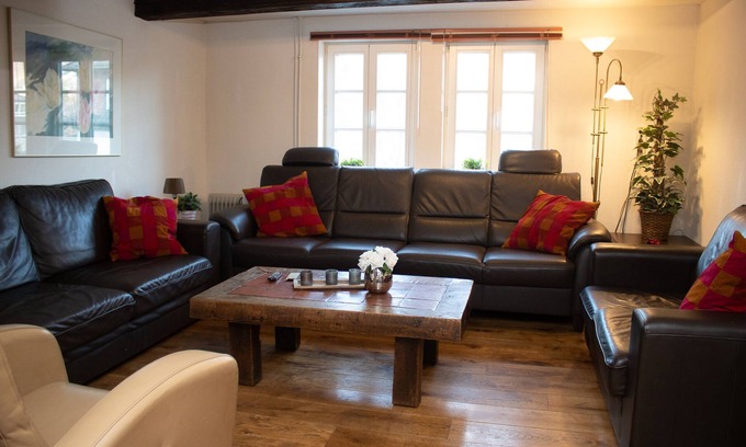 Silbach Casa | Vacation home for 12 people with sauna, garages, garden, dogs welcome