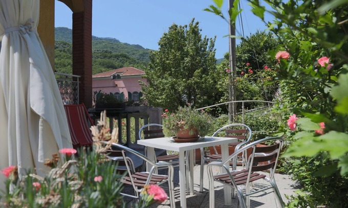 Stellanello Casa | Casa de vacaciones Gialla by Interhome