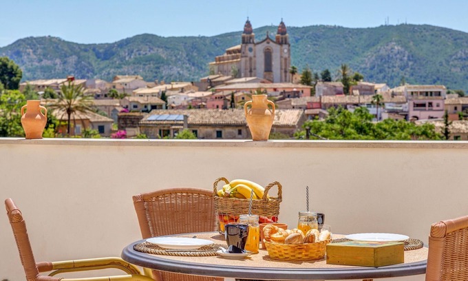 Calvia Casa | Casa de vacaciones "Hermanas Femenias" en la hermosa campiña de Mallorca con vistas a la montaña