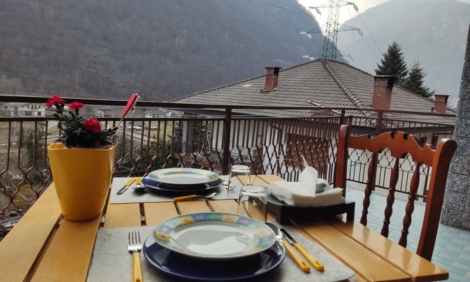 Locana Apartamento | Vacation home Il Corbetto in Locana at the foot of the Gran Paradiso National Park
