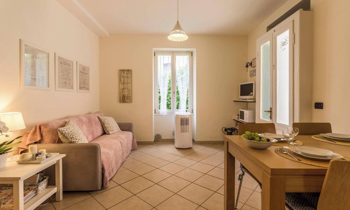 Brunate Casa | Casa "Il Nido" con vistas a la montaña, Wi-Fi, aire acondicionado y jardín