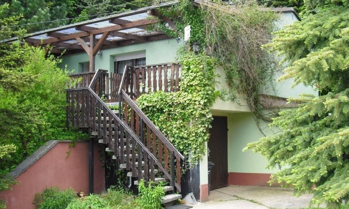 Guentersberge Casa | Casa de vacaciones en una hermosa ubicación con vista al bosque y al lago