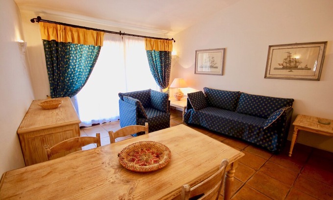 Cala di Volpe Apartamento | Vacation Home in Porto Cervo with 1 bedrooms sleeps 3