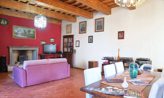 Benabbio Casa | Vacation home in the medieval village of Benabbio, quiet, beautiful view, up to 9 p