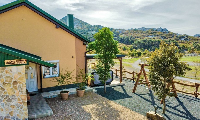 Karlobag Casa | Casa de vacaciones Iva by Interhome