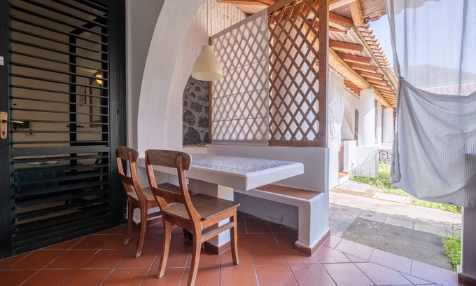 Vulcanello Casa | Vacation Home "Jerà 39 Piazzetta" with Private Terrace