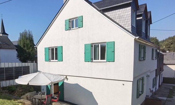 Bickenbach Casa | Vacation home Kaufmann-Geier - Holiday home, bathroom, WC, 3 bedrooms