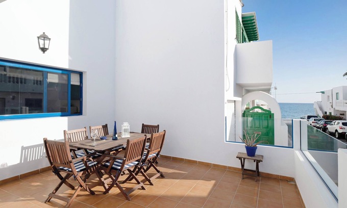 Playa Honda Casa | Casa de vacaciones 'La Chinija' con vistas al mar, terraza privada y Wi-Fi