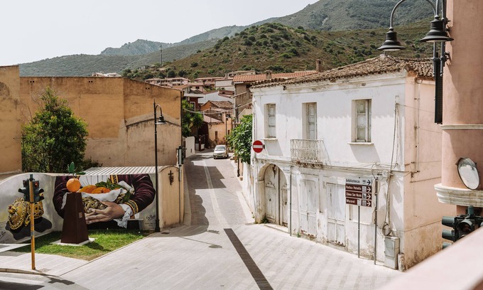 Muravera Casa | Vacation Home "La Pavoncella" with 2 Balconies & A/C