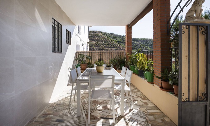 Viñuela Casa | Vacation home 'La Villa Luci' in Viñuela (Málaga) with mountain views and close to the sea