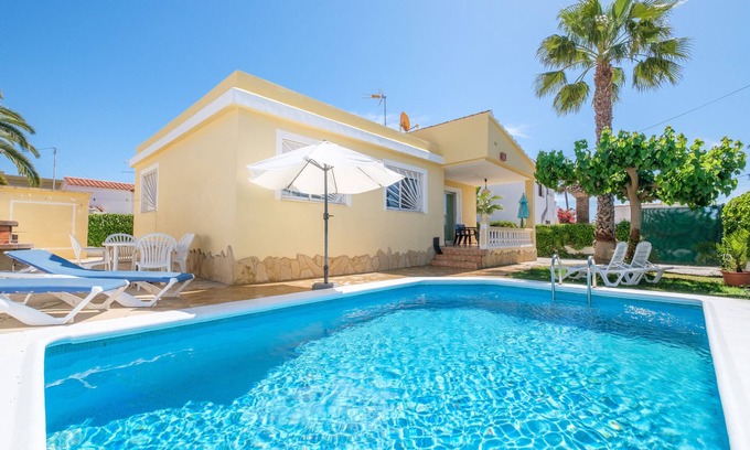 Vinaros Casa | Casa de vacaciones "Marblau 2" con piscina privada, terraza y Wi-Fi