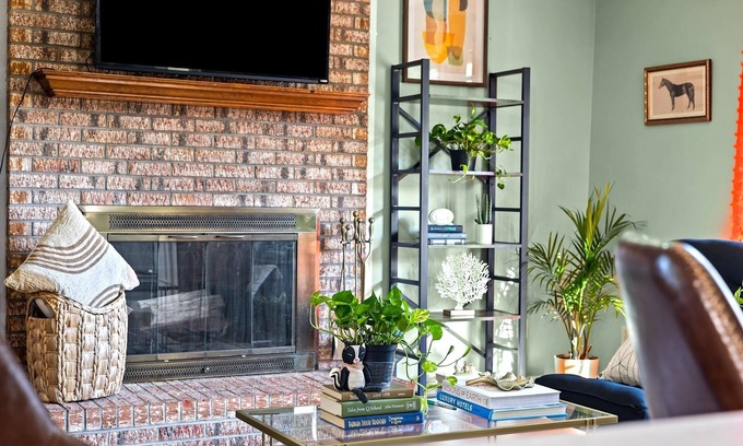 Pine Forest Casa | Vacation Home near Cape Fear River 7-minute drive