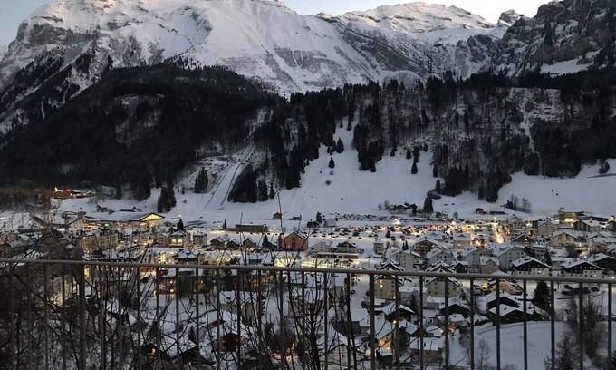 Engelberg Chalet De Esquí | Vacation home on a south-facing slope with fantastic views