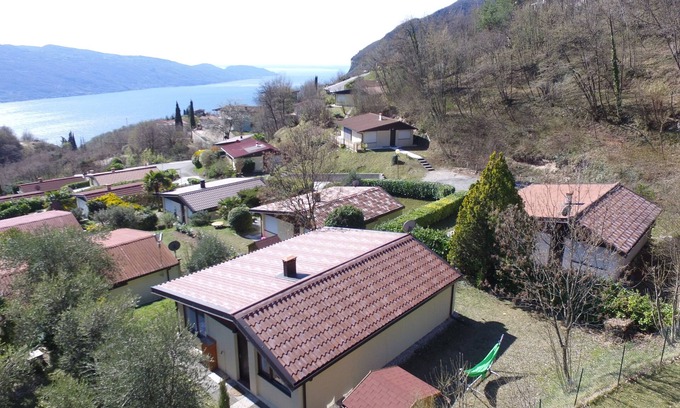 Muscoline Casa | Vacation home on Lake Garda. Bungalow with pool