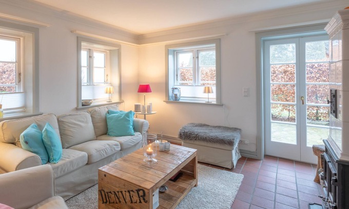 West Husum Casa | Vacation home Reethus Hans in Husum for up to 4 people