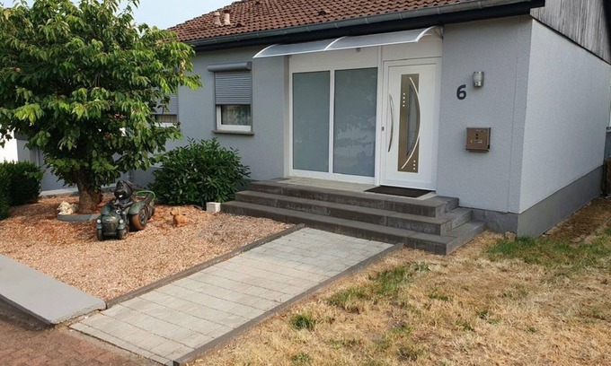 Dorsdorf Apartamento | Vacation home Regina in the "Bohnental"