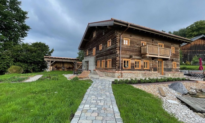 Drachselsried Casa | Vacation home rehberg14 - historic farm with pond & sauna