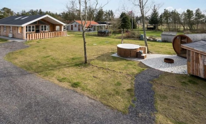 Skjern Casa | Vacation home "Scalli" - 300m to the inlet in Western Jutland in Skjern - 8 persons, 4 bedrooms
