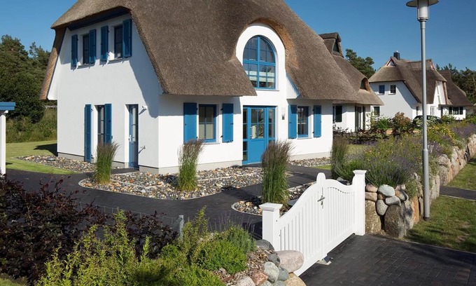 Bodstedt Casa | Vacation home Schilfrohrsänger 8 - Close to nature - Ferienhäuser Kranichsruh