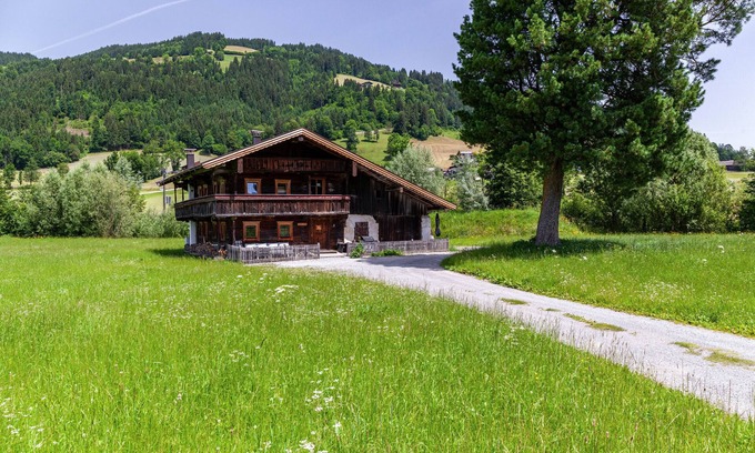 Westendorf Casa | Casa de vacaciones "The Farm" con vistas a la montaña, terraza privada y Wi-Fi