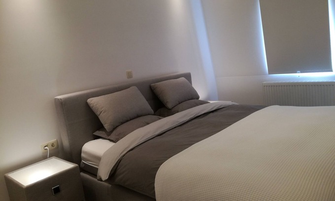 Ypres Casa | Holiday home The Front Door N°12, TOP comfort center Ypres