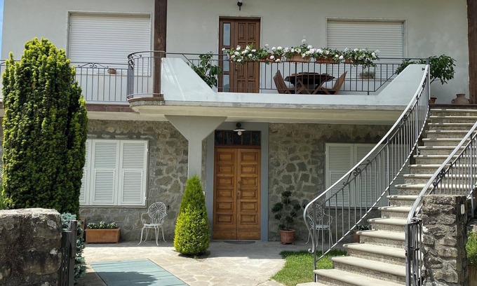 Bagnone Casa | Vacation Home "The Motorcycle"