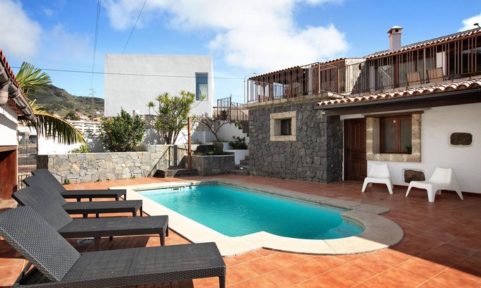 Tegueste Casa | Vacation Home "Villa Tegueste" with Private Pool, 2 Private Terraces & Wi-Fi