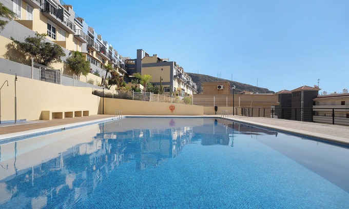 Las Caletillas Casa | Vivienda Vacacional Atlántida con 2 piscinas compartidas, 2 terrazas privadas y Wi-Fi