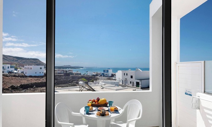 El Golfo Casa | Casa de vacaciones 'Viviendas El Pescador - Vela' con terraza compartida y Wi-Fi
