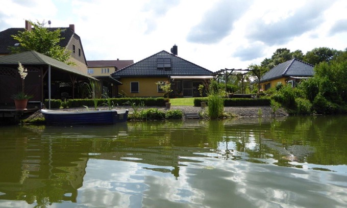 Lychen Casa | - NUEVO - Casa de vacaciones con acceso directo al lago