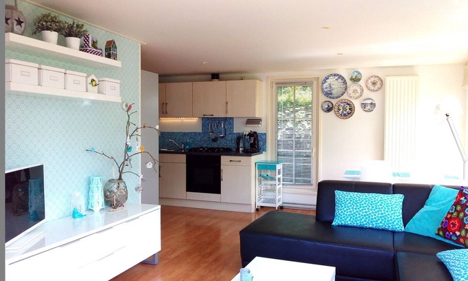 Tzummarum Casa | Vacation home with garden: 4p, Franeker, Harlingen, Leeuwarden, Wadden Sea