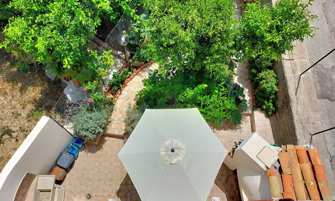 Furnari Casa | Vacation House "The Garden": relaxation and panoramic views of Milazzo, Aeolian Islands, Tindari.