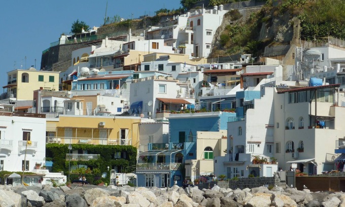 Sant'Angelo Apartamento | Vacaciones en el pueblo pesquero