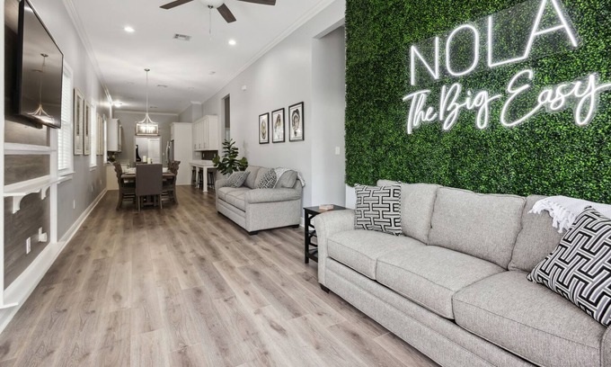 Milan Casa | Vacation Like a Local Krewe of Harmony