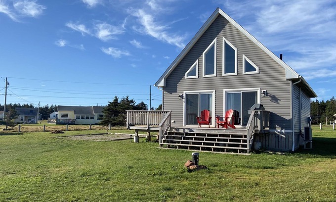 Savage Harbour Casa | Vacation Memories Await At This North Shore Beach House