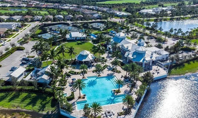 Rural Estates Casa | Vacation Paradise in Greyhawk gated community, Naples