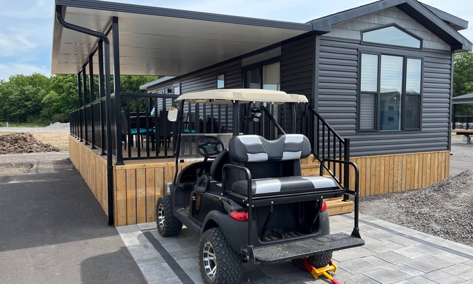 Sherkston Cabaña | Vacation Property @ Sherkston Shores Resort (Waterpark, Lake Erie Beaches)