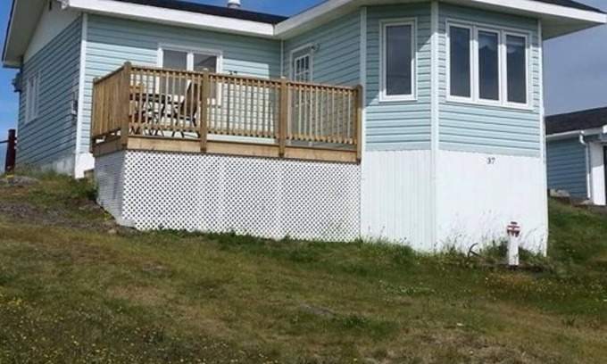 Twillingate Casa | Casa de alquiler de vacaciones sobre mirar el océano. Bungalow de 2 dormitorios.