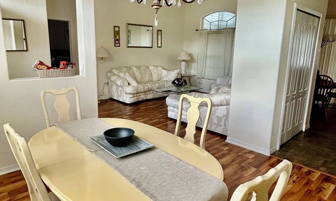 Valrico Casa | Vacation Rental Cozy 3-bedroom house in Valrico FL