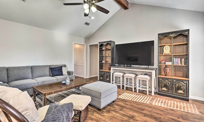 Wheeler Ridge Casa | Vacation Rental Home Near College Station