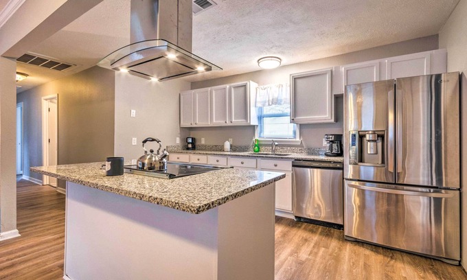 Jacksonville Cabaña | Vacation Rental Home ~ 15 Mi to Little Rock