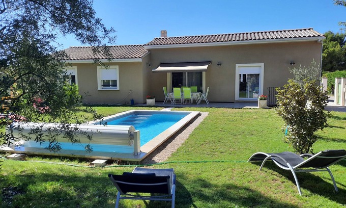 Taillades Chalet De Esquí | Villa moderna, tranquila, LES TAILLADES, LUBERON - Piscina privada 6 pers.