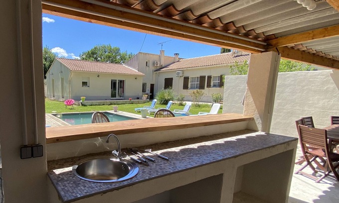 Maubec Chalet De Esquí | ALQUILER DE VACACIONES MUY AGRADABLE AL PIE DE LUBERON - 8 personas