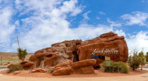 Hurricane Complejo | Vacation Rentals at Sand Hollow Resort