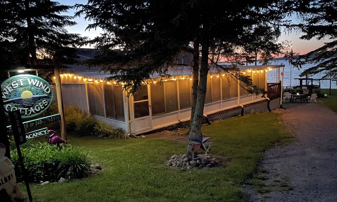 Herron Casa | Hubbard Lake Air Condition Mobile Home Stay